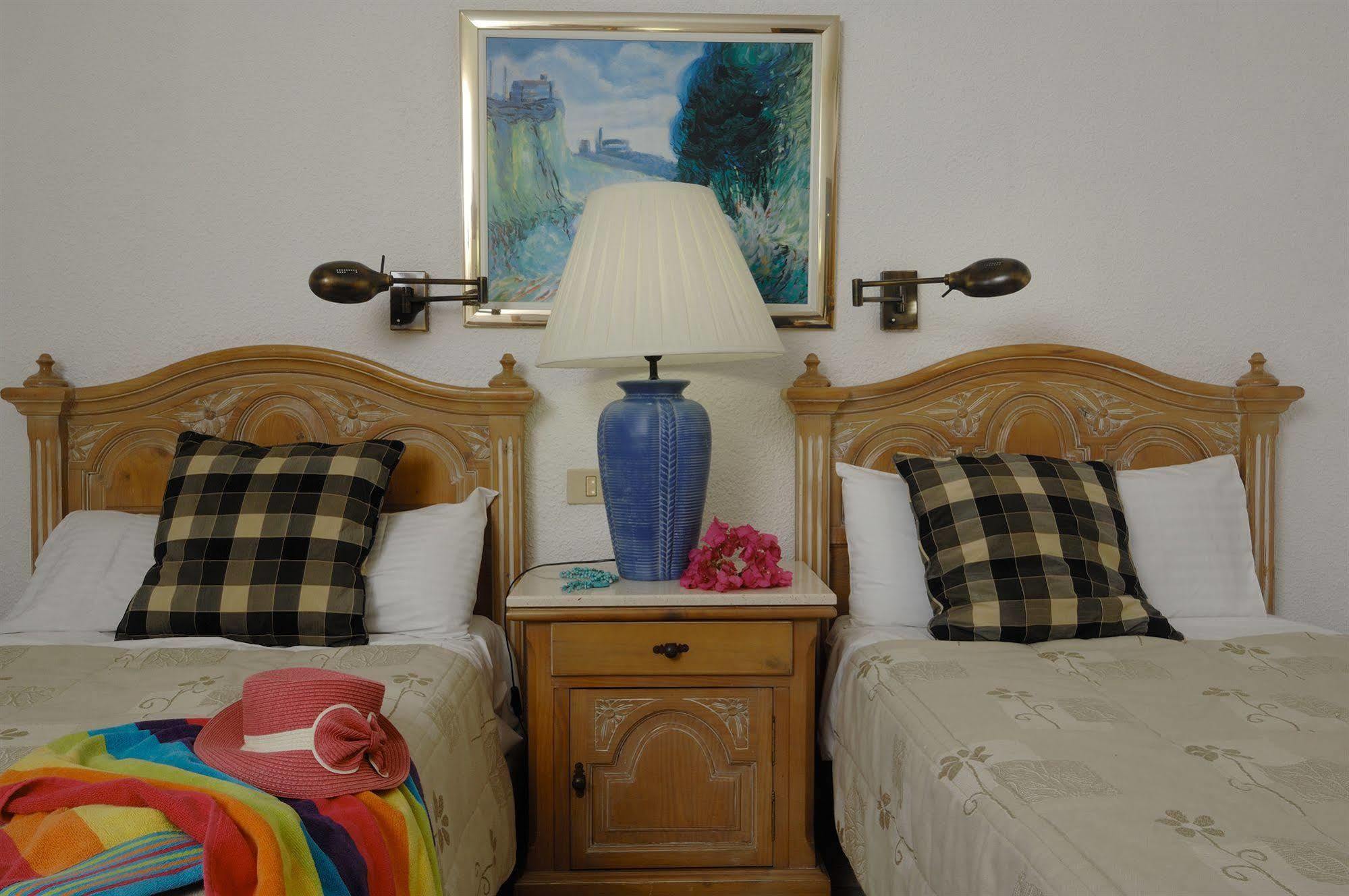 Aparthotel Beverly Hills - Excel & Los Cristianos (Tenerife)