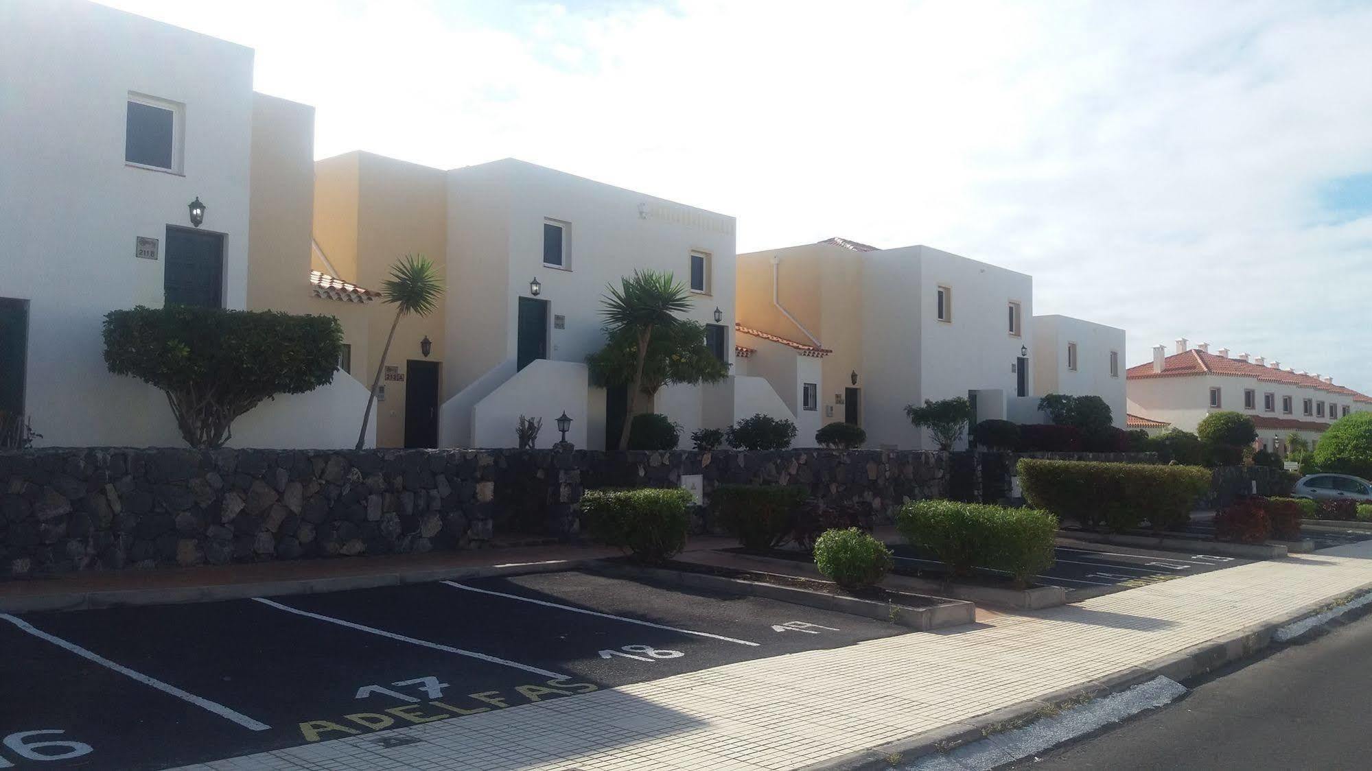 Adelfas 2 Golf Del Sur