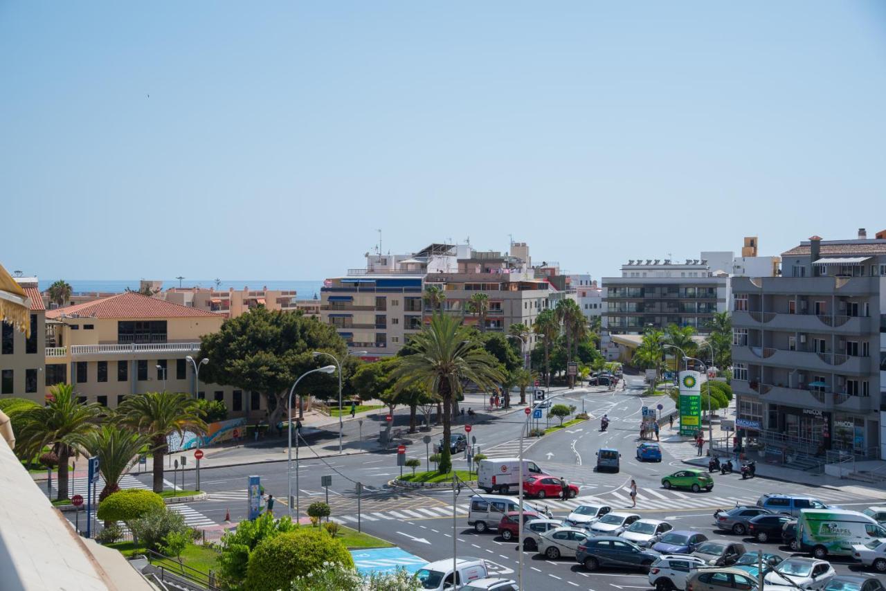 Modern Cristianos Center * Los Cristianos (Tenerife)