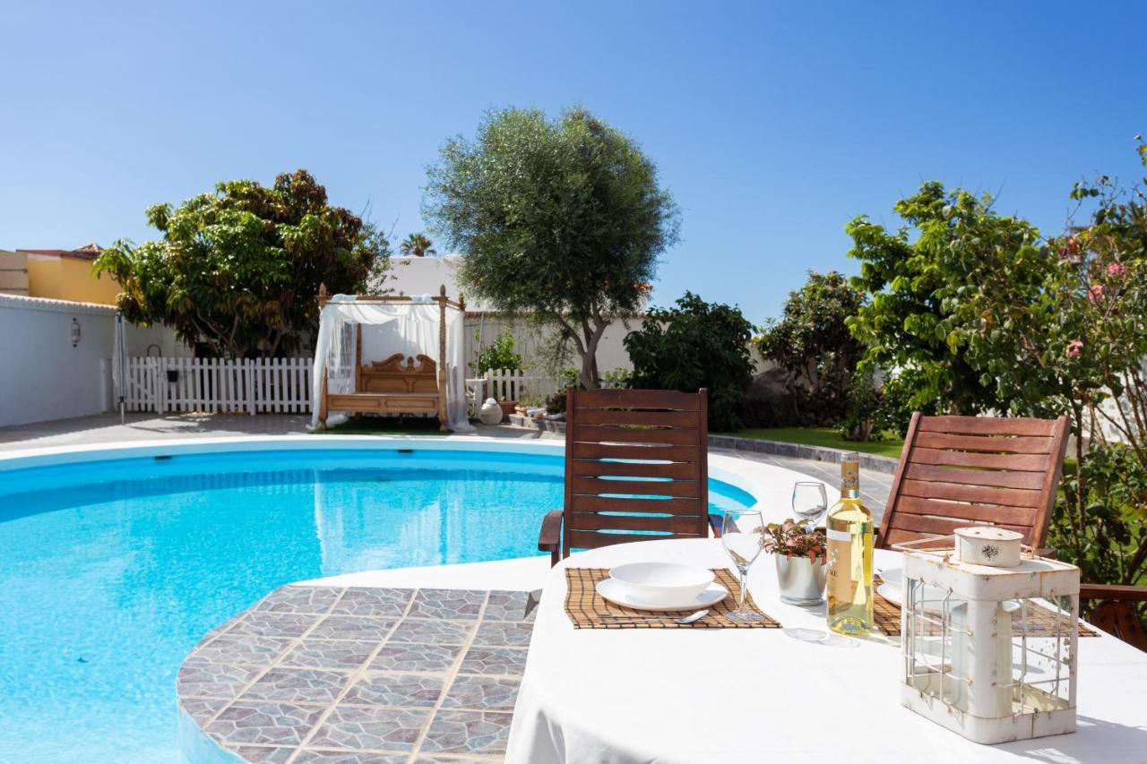 Hébergement de vacances Palm Mar With Pool And Garden