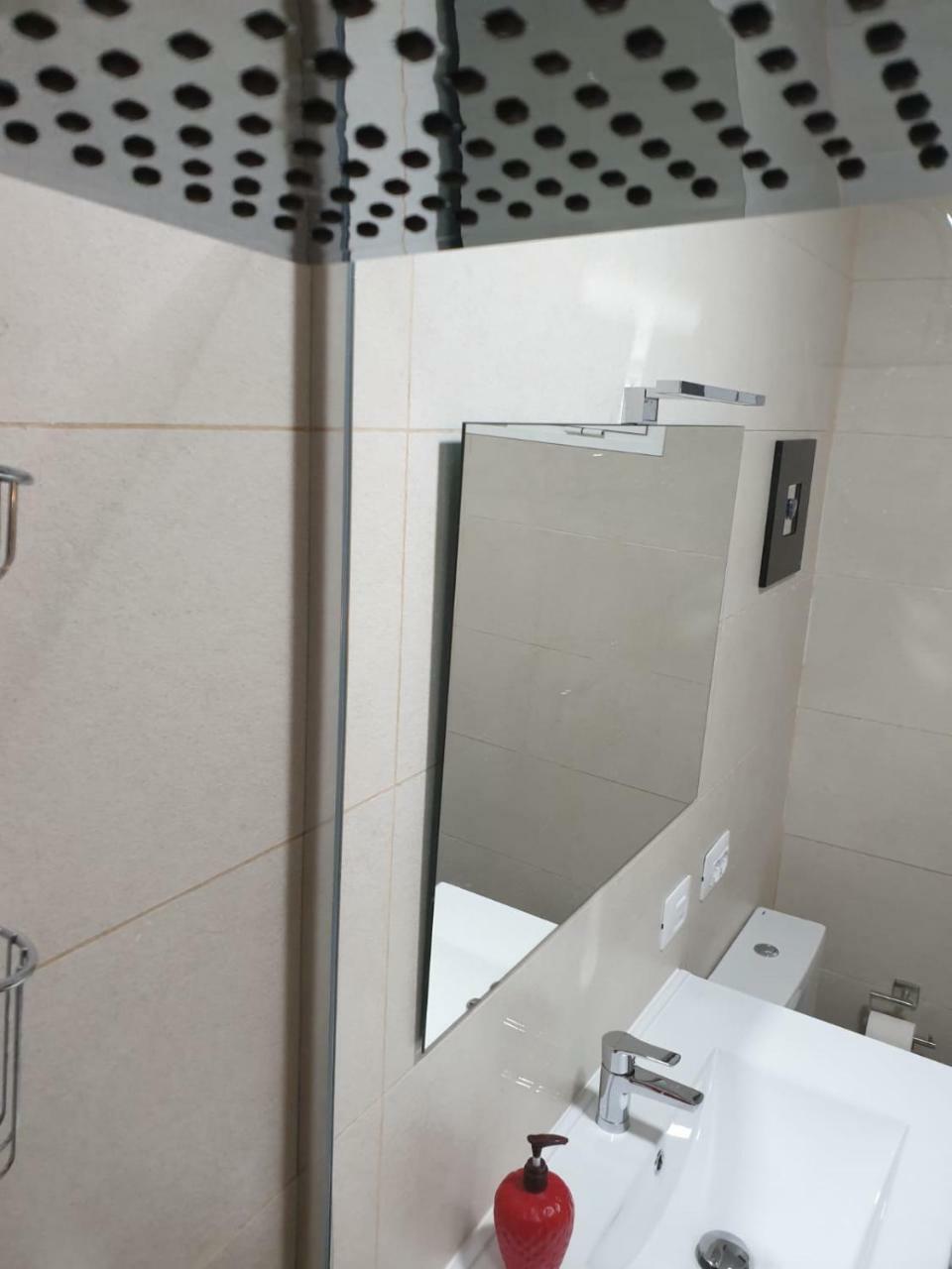 Cosy Well Located With Swimming Pool Tenerife