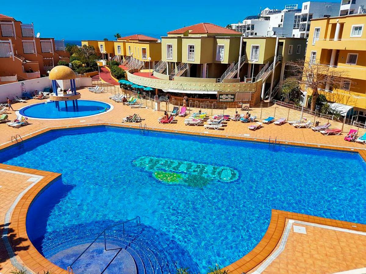 Las Americas