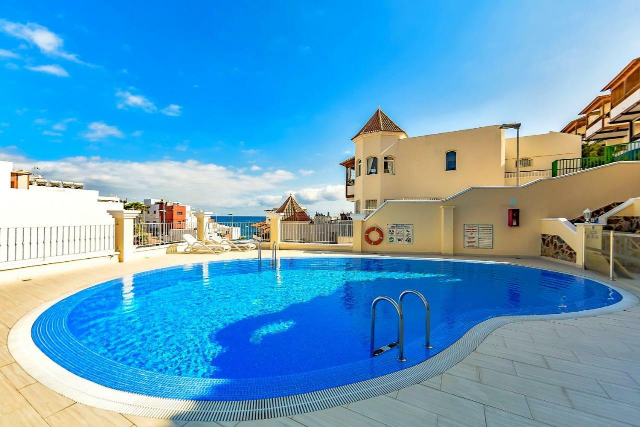 Beachfront In Costa Adeje Apartamento