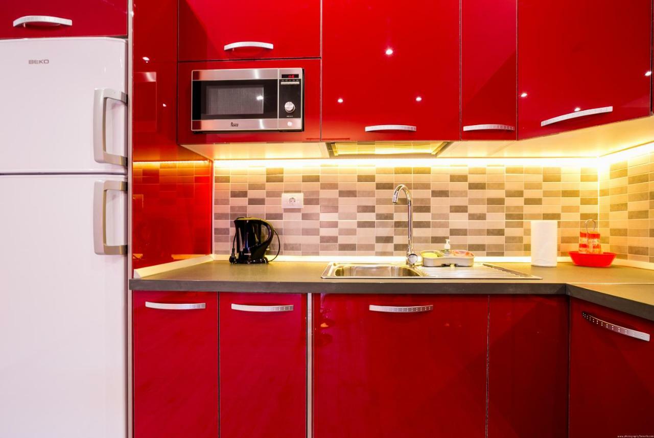 Spacious & Stylish Los Cristianos Apartment *