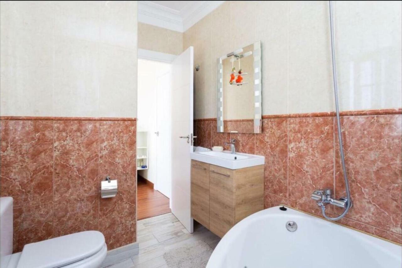 Villa Encanto, Heated And Salt Water Pool, Fast Fiber!!! *