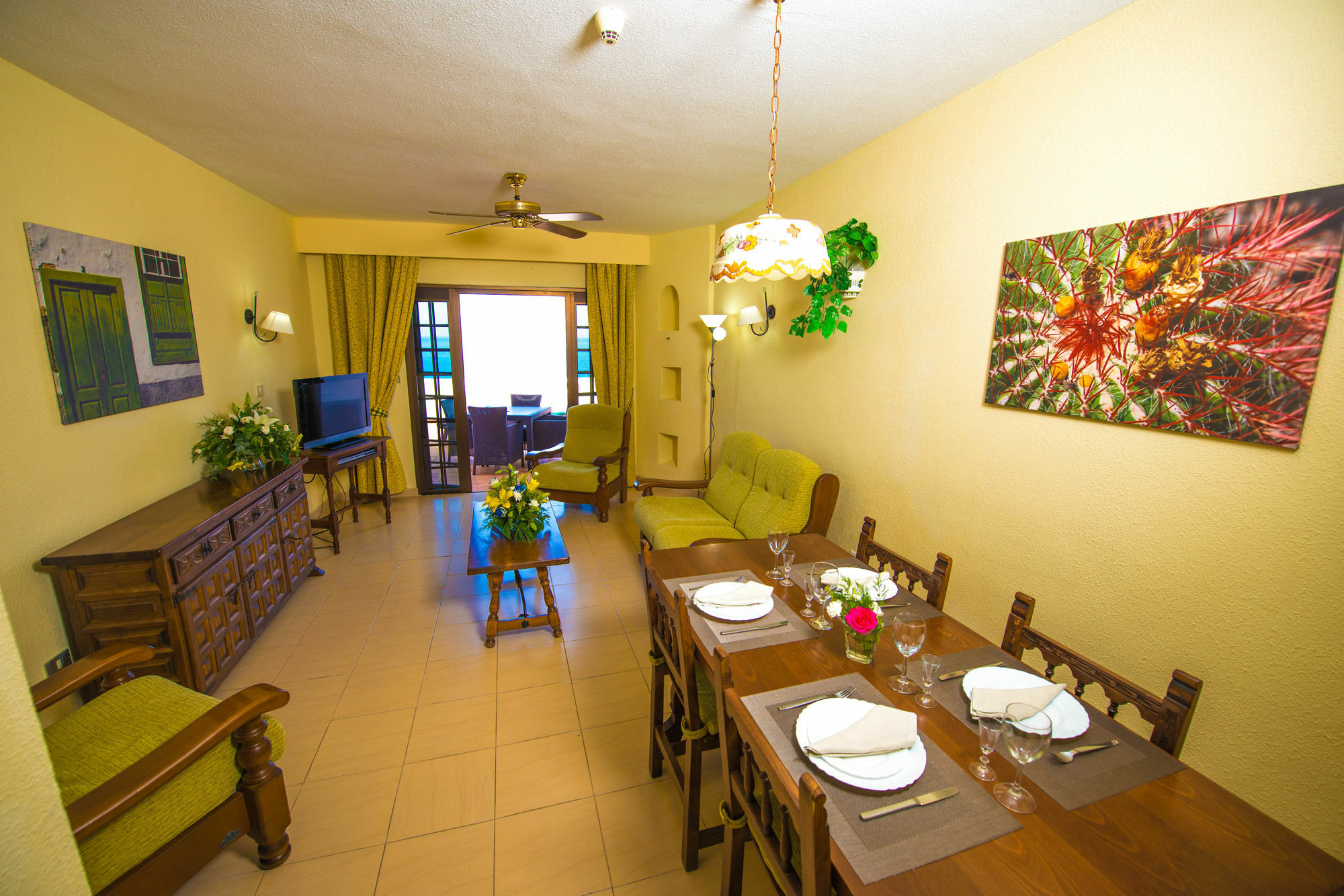 Ona Rosas Appart hôtel