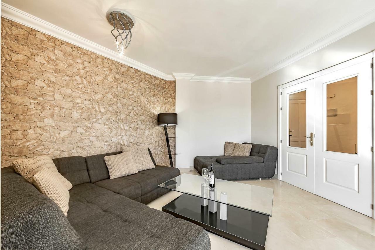 Apartment With Large Terrace In Terrazas Del Duque Costa Adeje (Tenerife)
