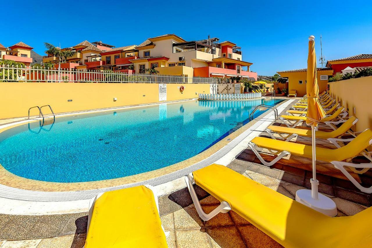 With Large Terrace In Terrazas Del Duque *