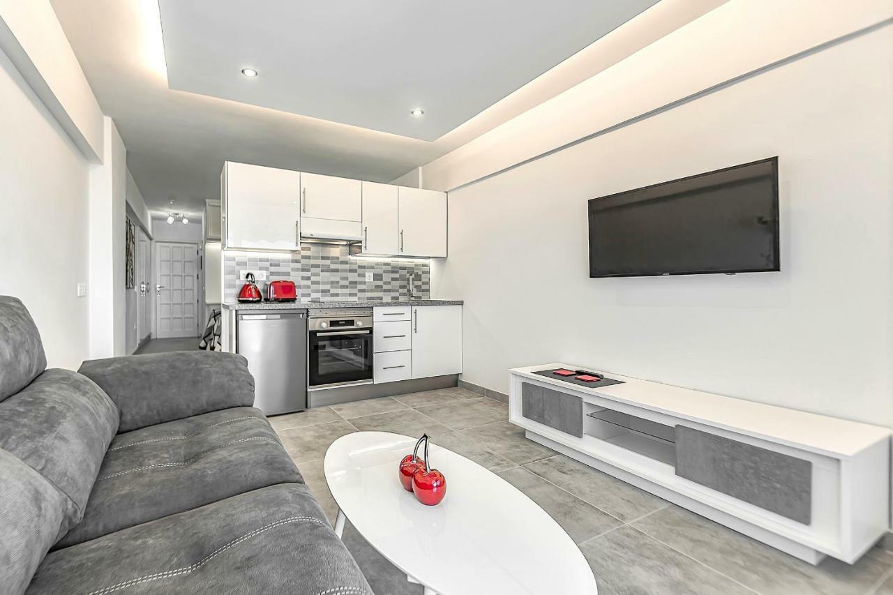 Villamar Tenerife Seaside Studio Apartment Costa Adeje (Tenerife)
