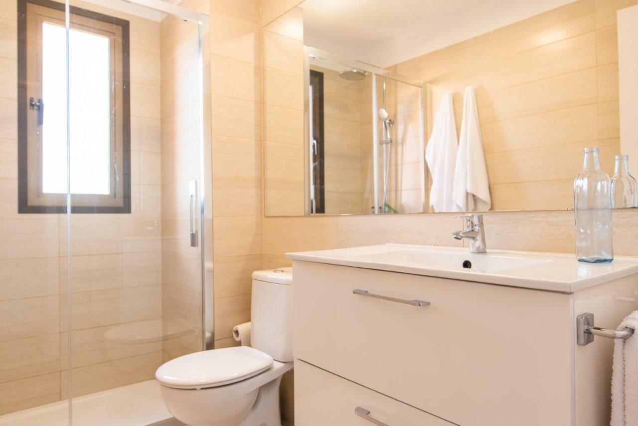 Homeforguest Beach Apt With Sea View & Pool, 50 Steps To The Sea * Playa Fanabe