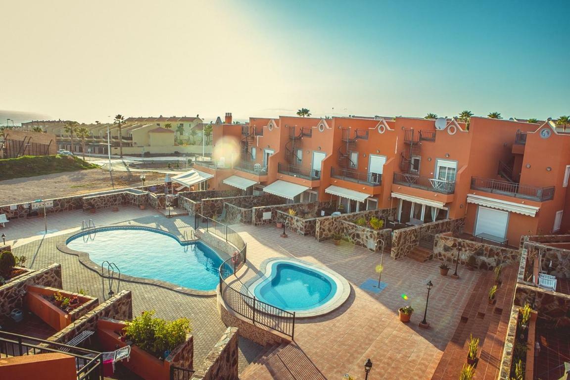 Cosy Townhouse In Costa Adeje Apartamento