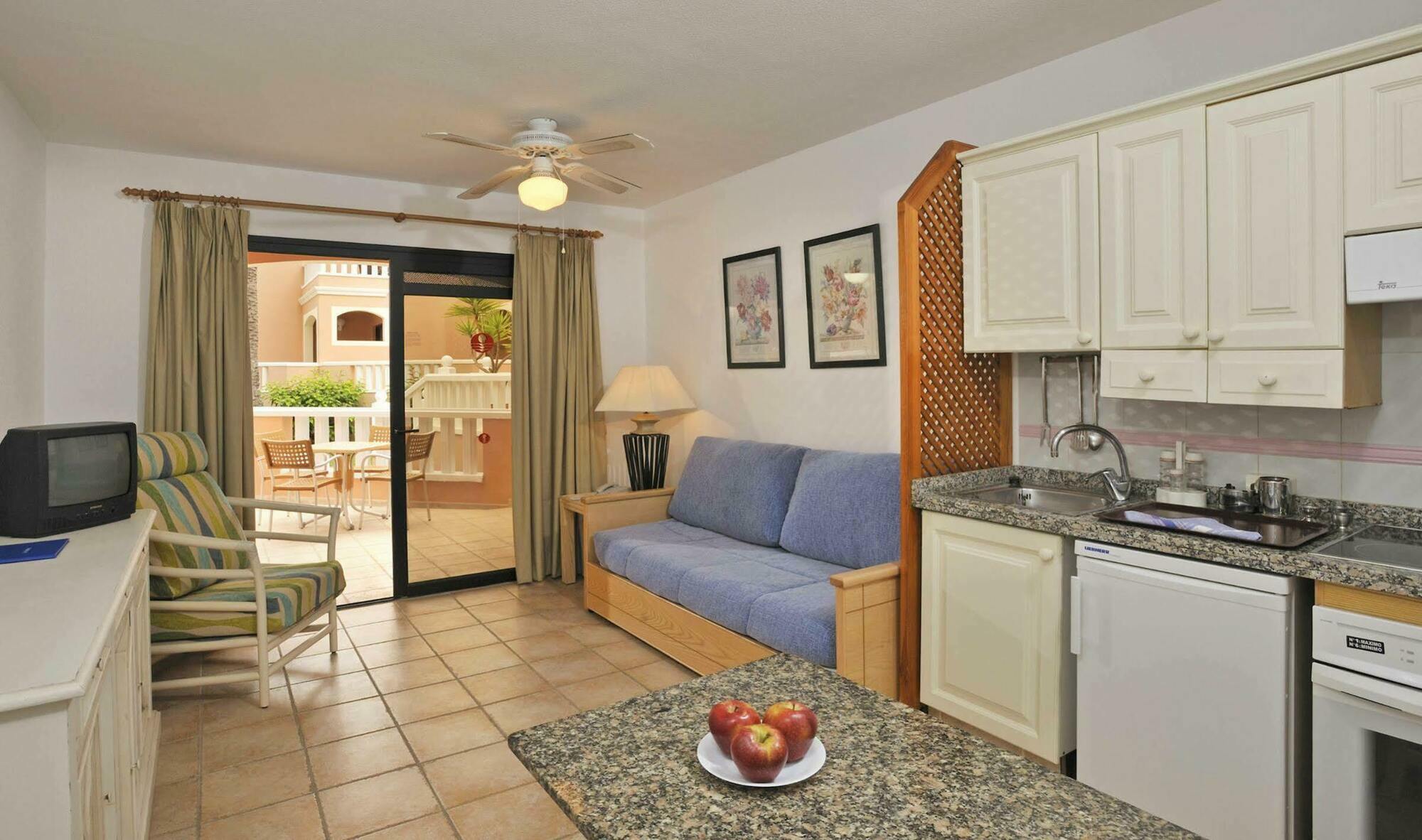 Sol Sun Aparthotel