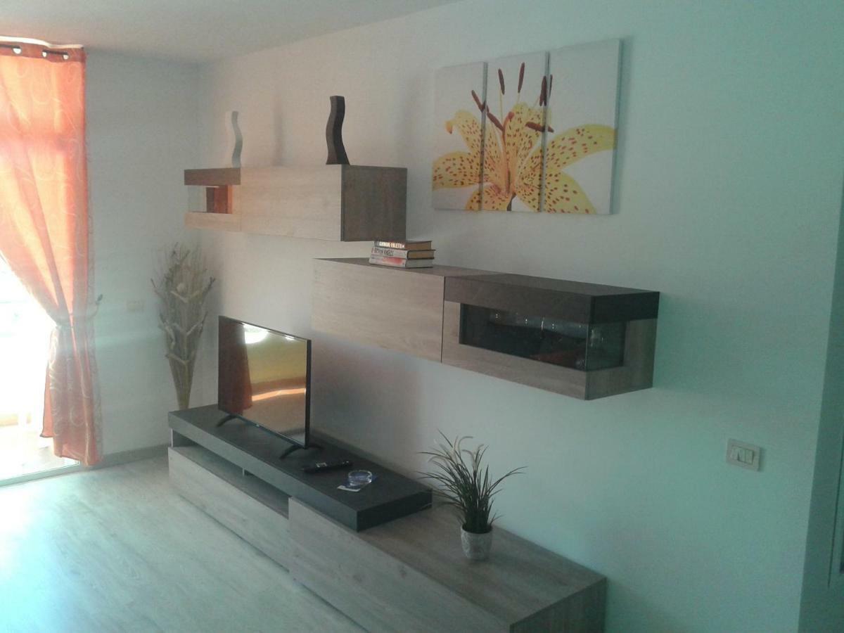 Marina Palace Apartment *
