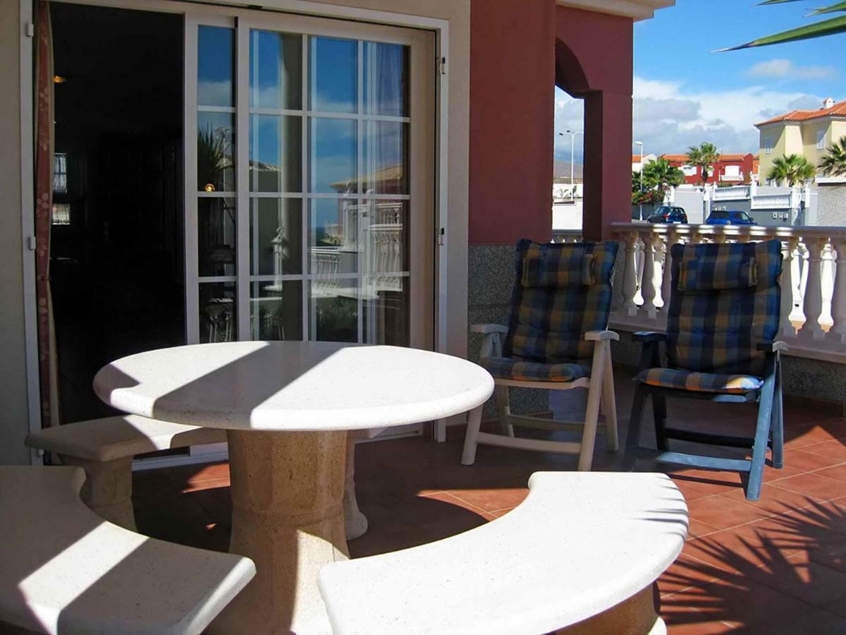 Las Dunas 2 By Rentmedano Pretty 2 Bedroom Villa, Ocean Views, Pool And Wifi El Medano (Tenerife)