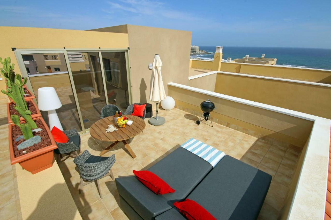 Apartment La Perla: Luxury Duplex With Ocean View Terrace El Medano (Tenerife)