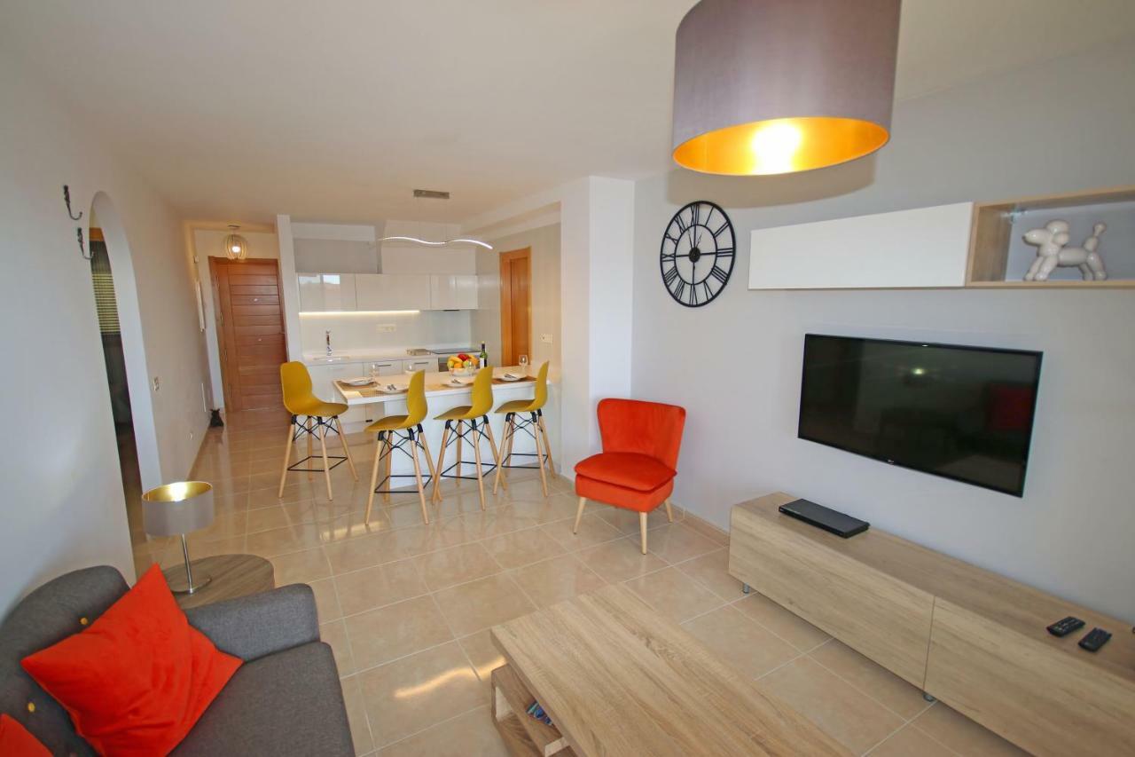 Apartment La Perla: Luxury Duplex With Ocean View Terrace El Medano (Tenerife)