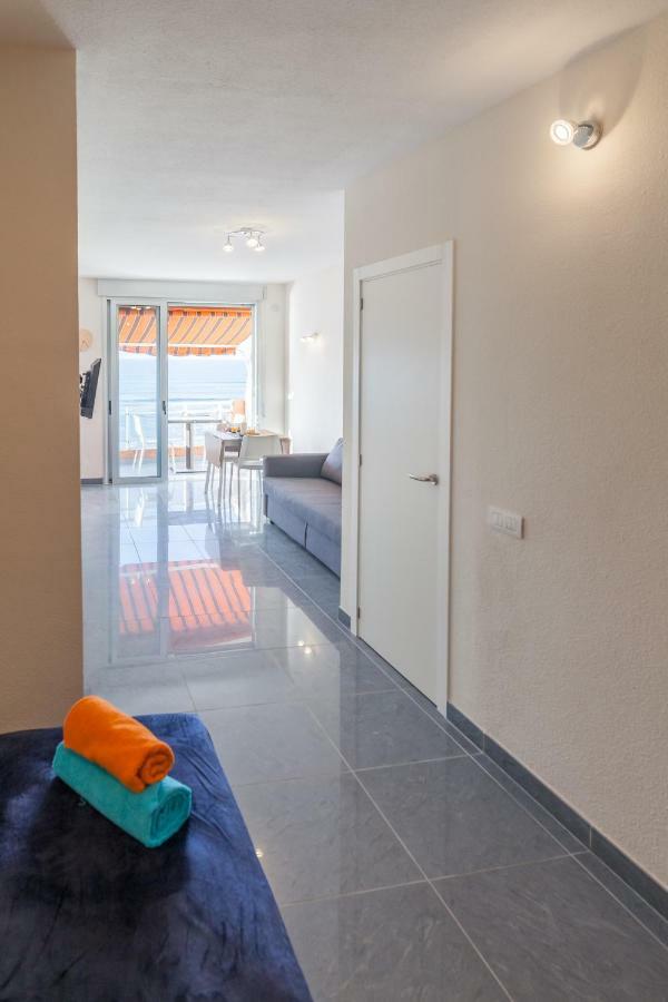Sunset On The Sea Apartment