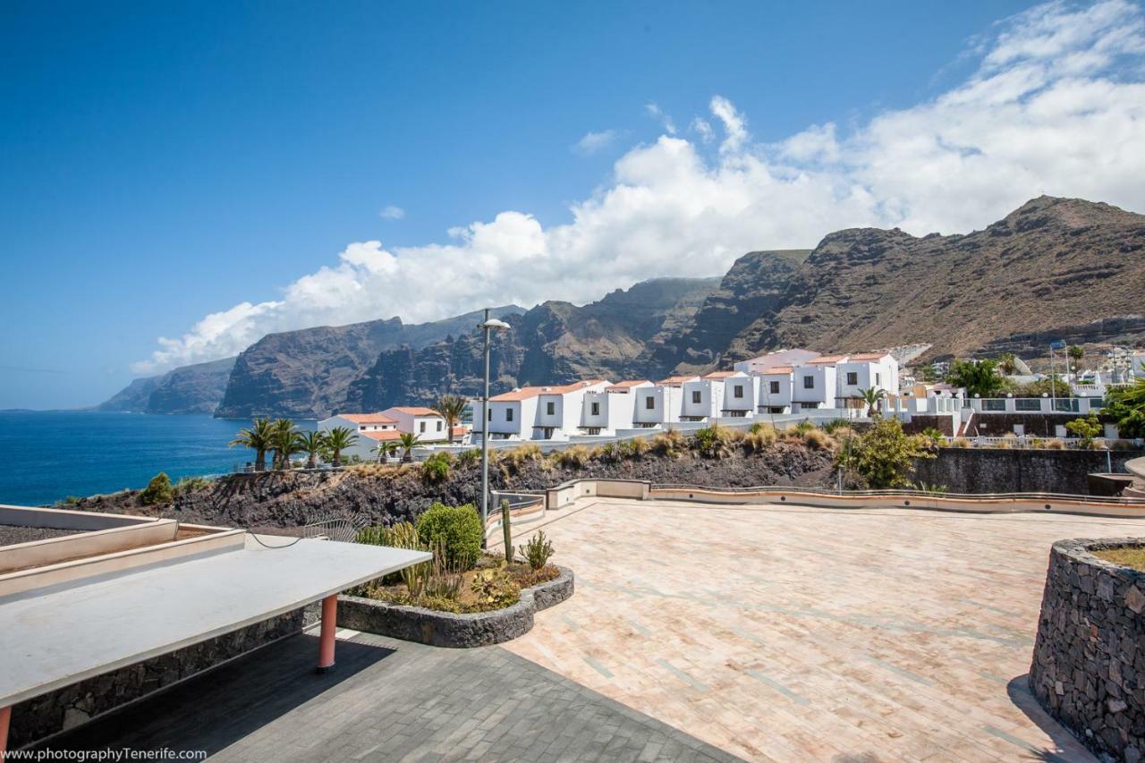 Residencial Playa De La Arena Puerto de Santiago (Tenerife)