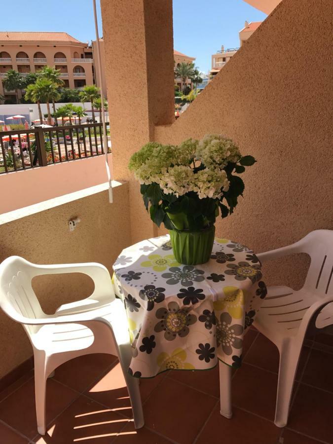 Las Americas Front Line Ocean Apartamento *