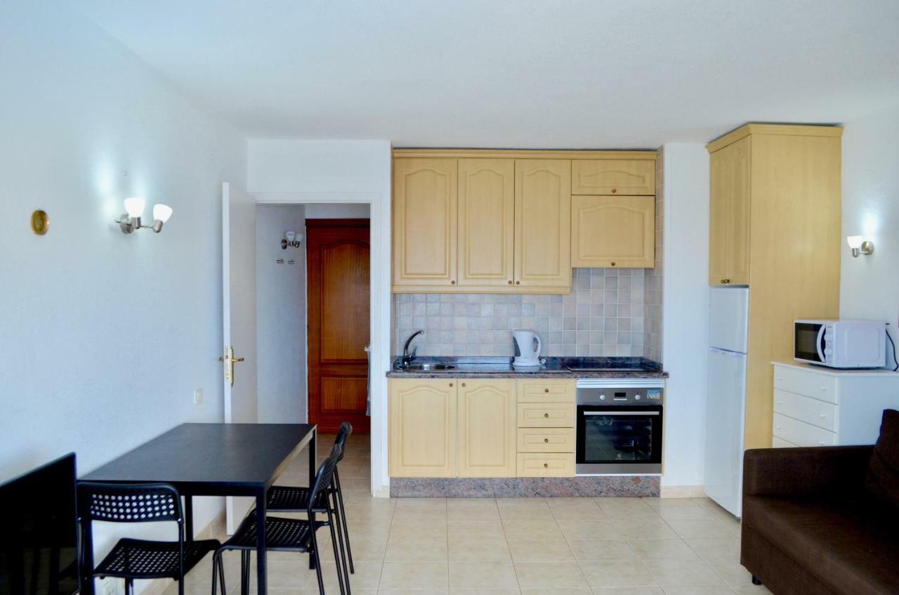 Feel The Breath Of The Ocean Apartment