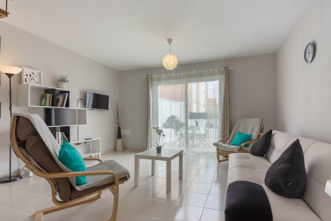 Apartment Beautiful 2-bed Townhouse Near Beach/el Medano!