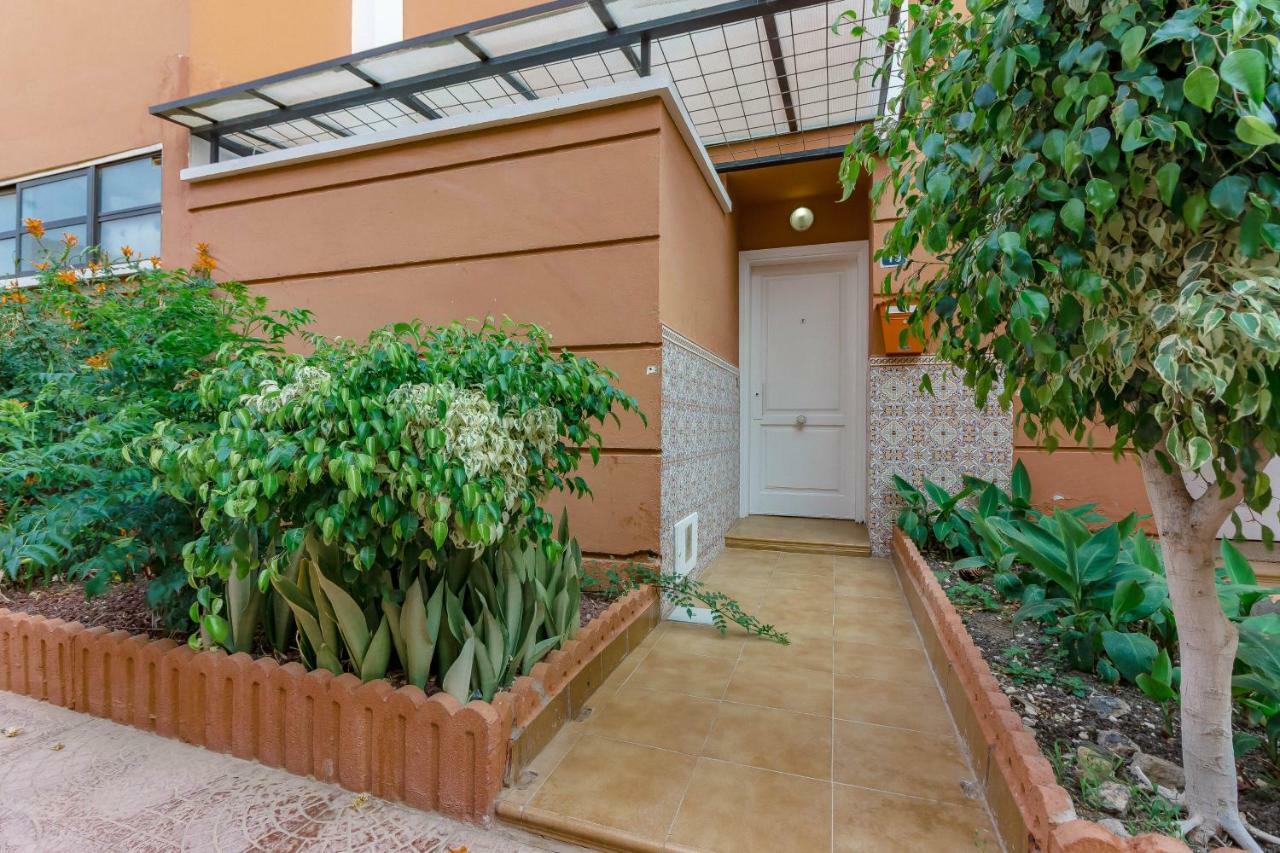 Beautiful 2-bed Townhouse Near Beach/el Medano! *