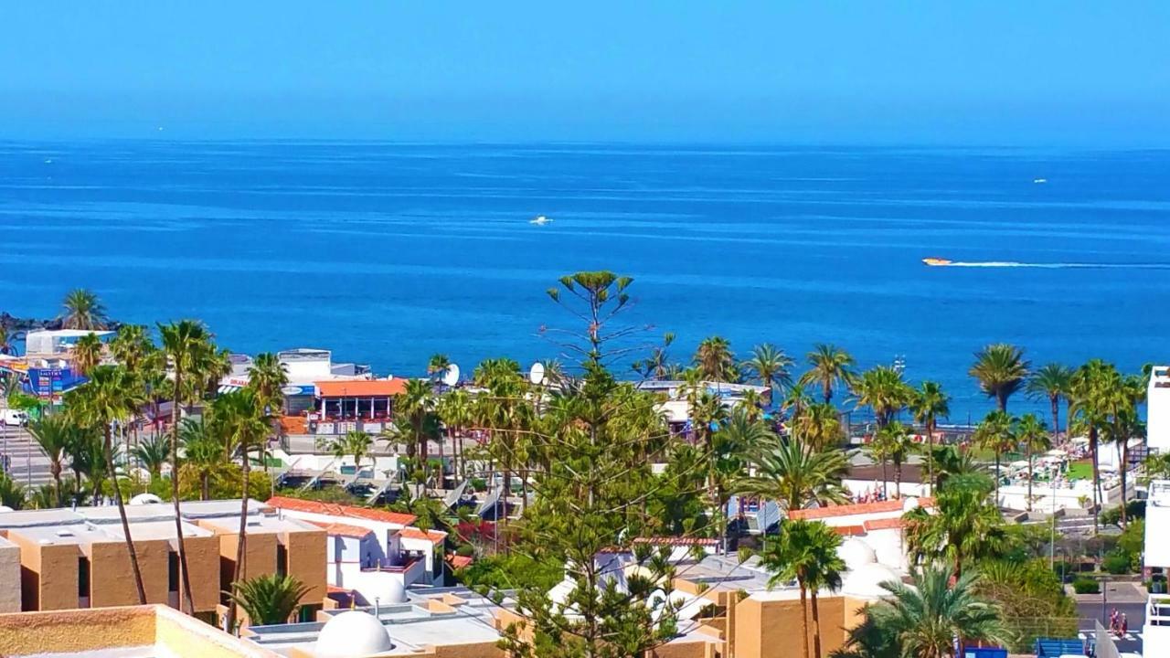 Americas Panoramic Sea Views *