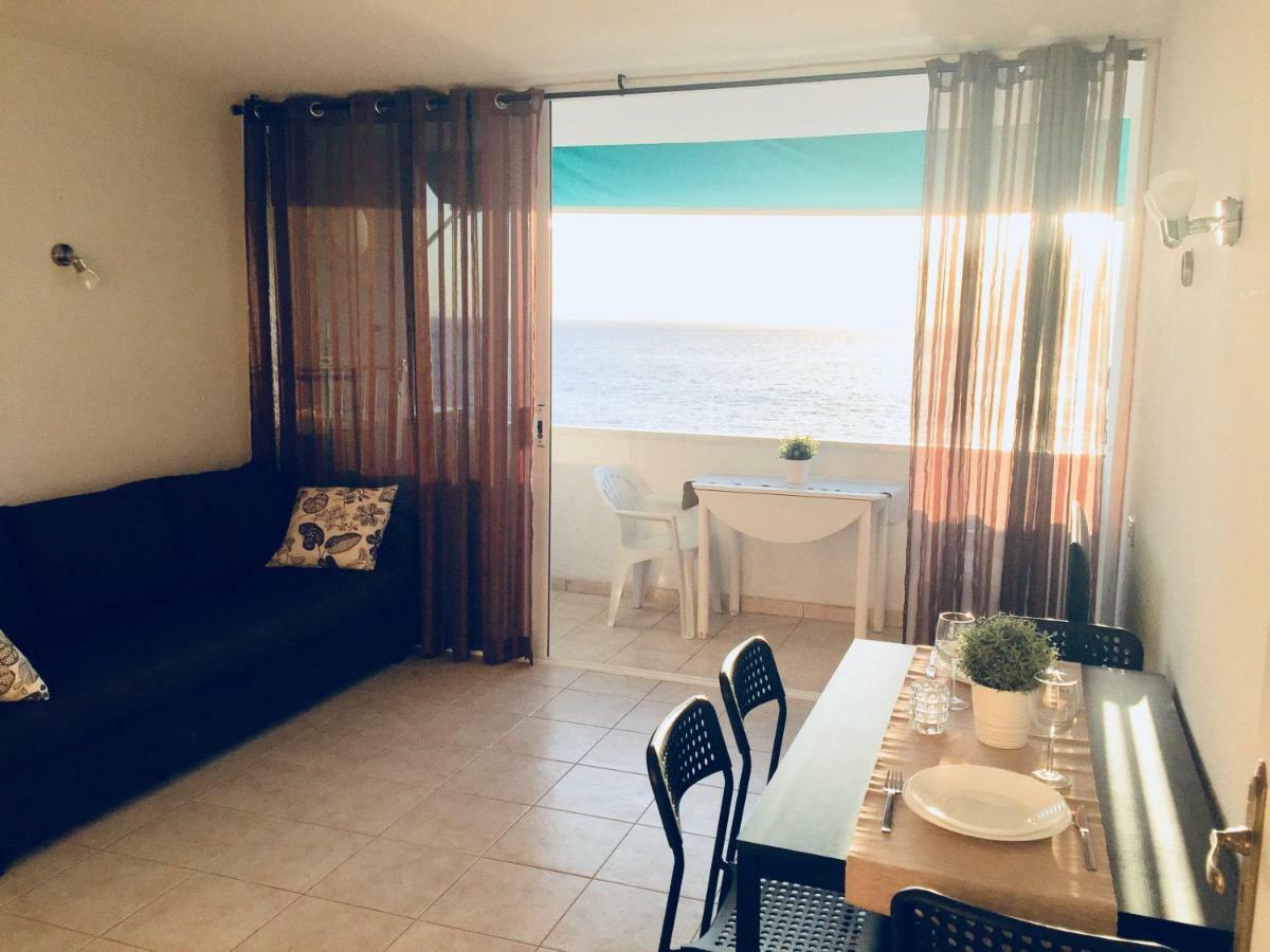 Feel The Breath Of The Ocean Apartment *
