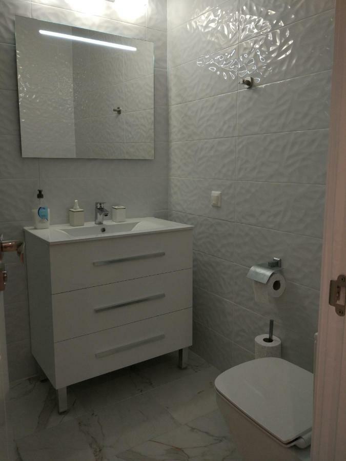 Cristianos Studio, Modern, Spacious, Pool,wifi Appartement *