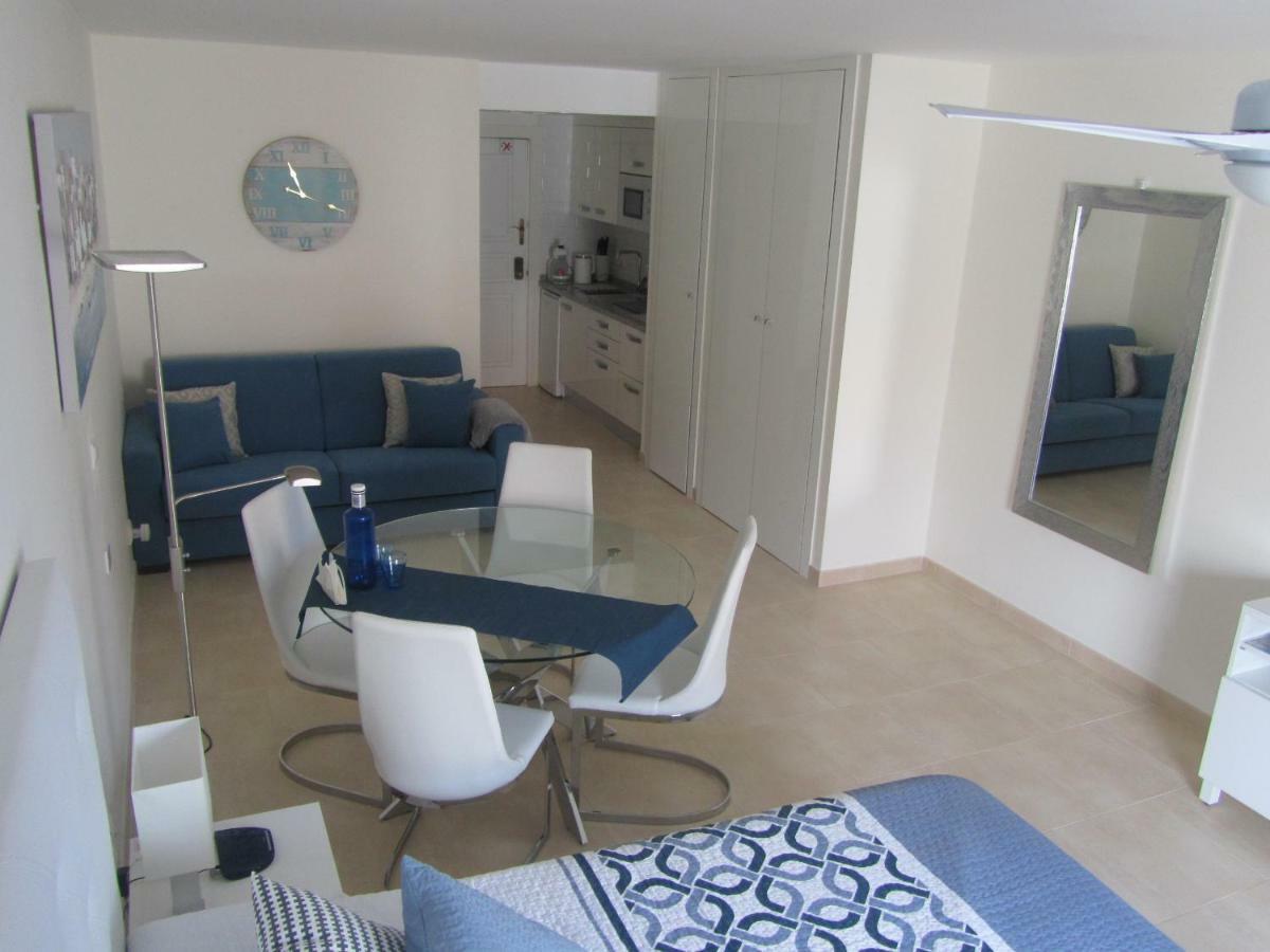 Cristianos Studio, Modern, Spacious, Pool,wifi Appartement *