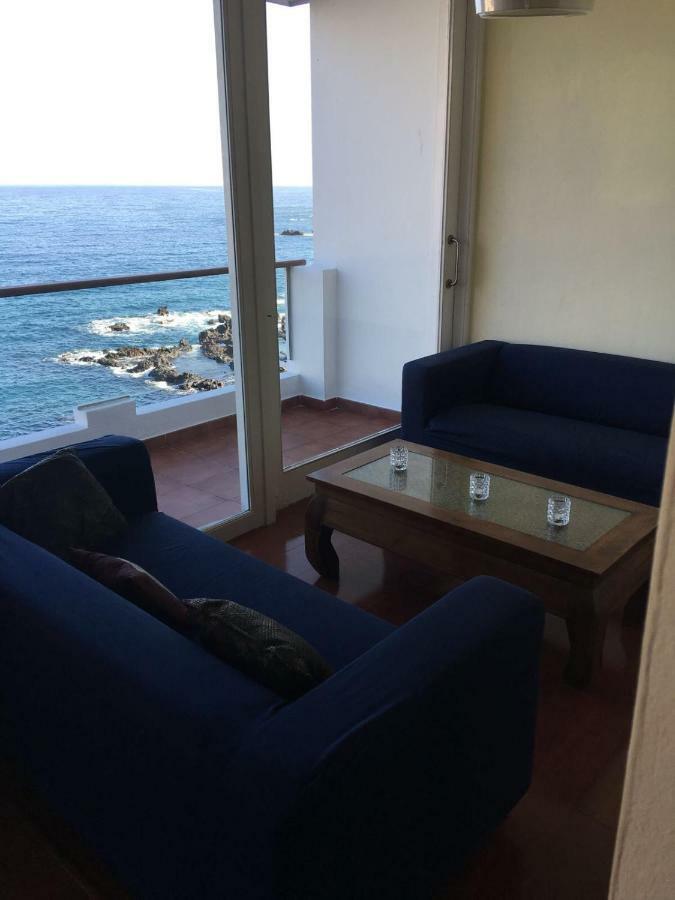 Ocean Views. Flat 3 Bedrooms. *
