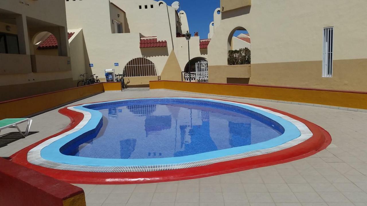 Family Poolside South Facing Costa Adeje (Tenerife)