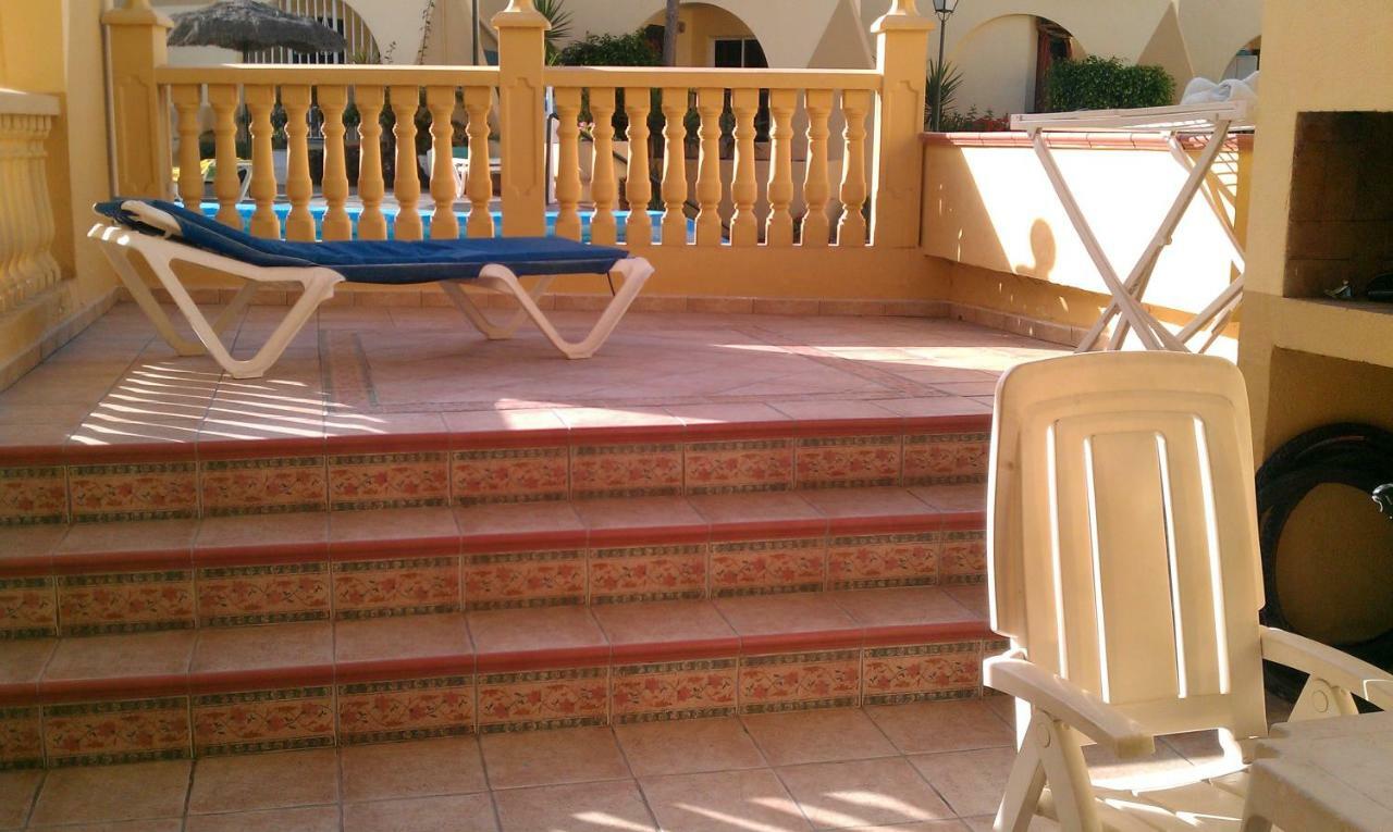 Family Poolside South Facing