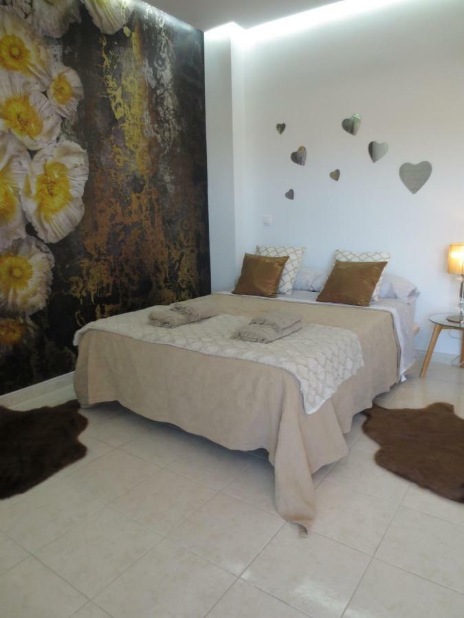 Golden Dreams & Perfect For *****