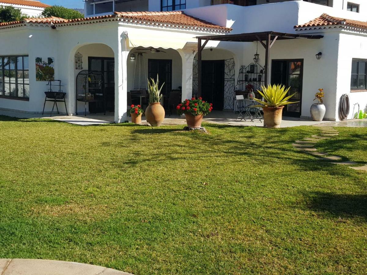 Villa Mauresque