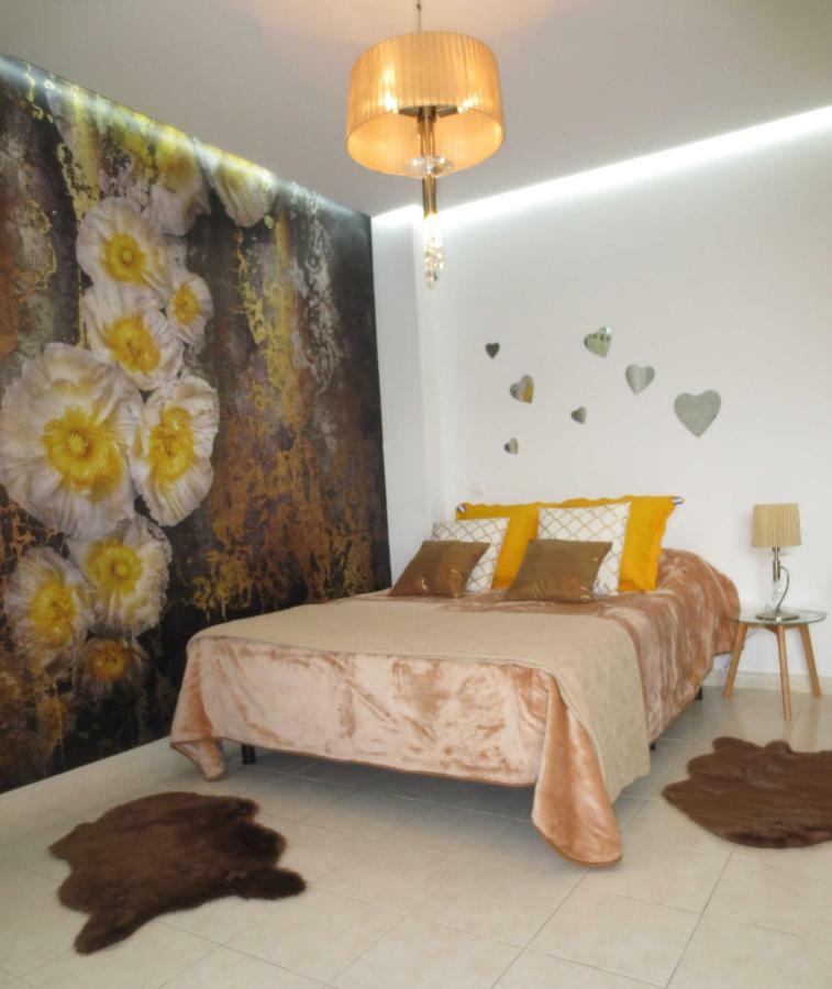 Golden Dreams & Perfect For *****
