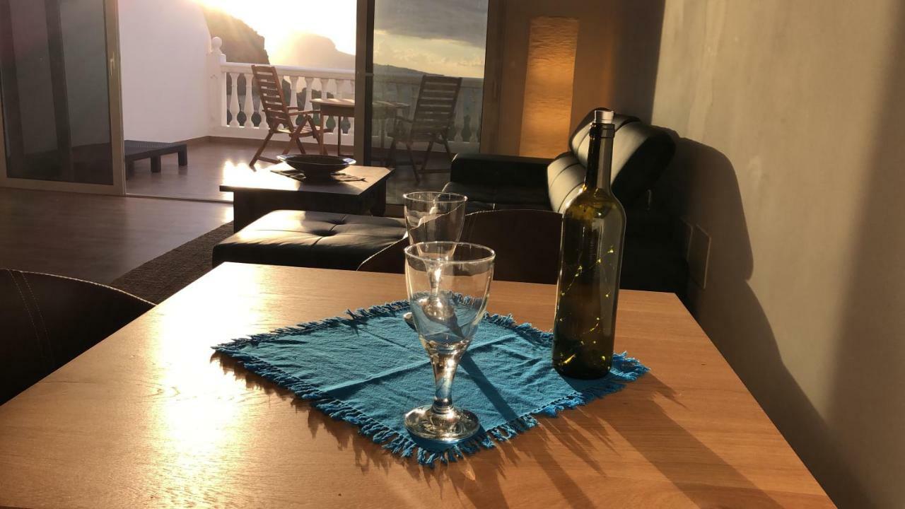 Apartment Atemberaubender Meerblick Auf Teneriffa, Wifi Free *