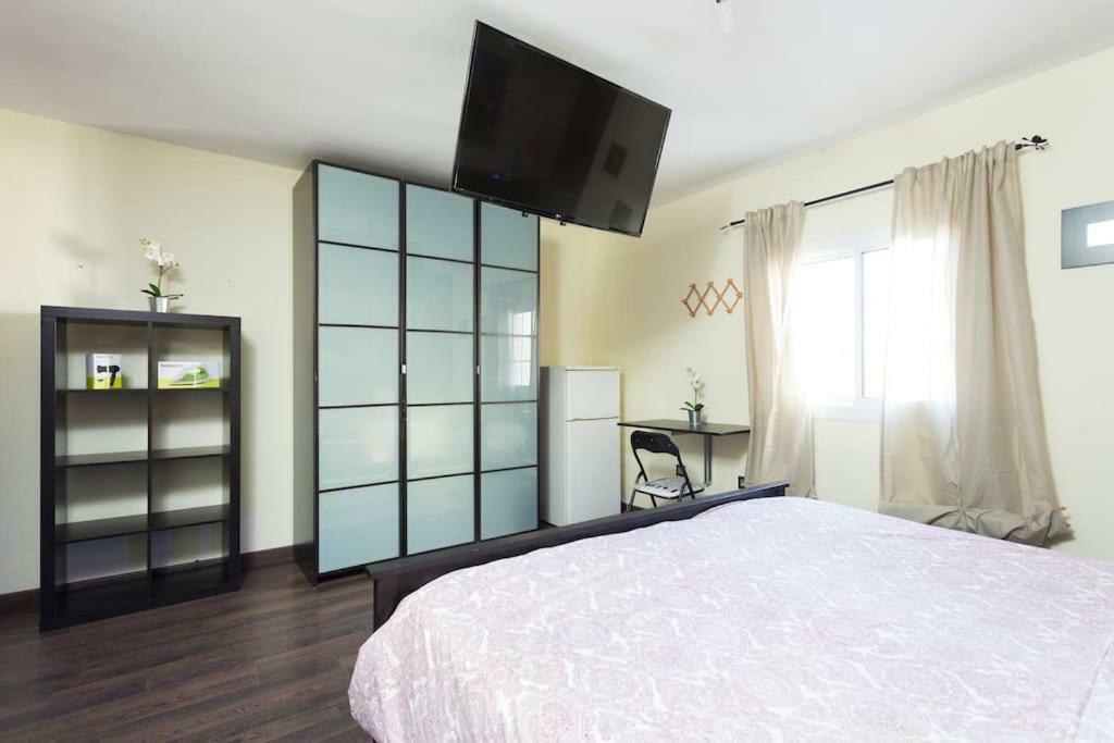 Blanca Tenerife - Private - Terrace And Bbq, 5 Minutes From The And Airport
