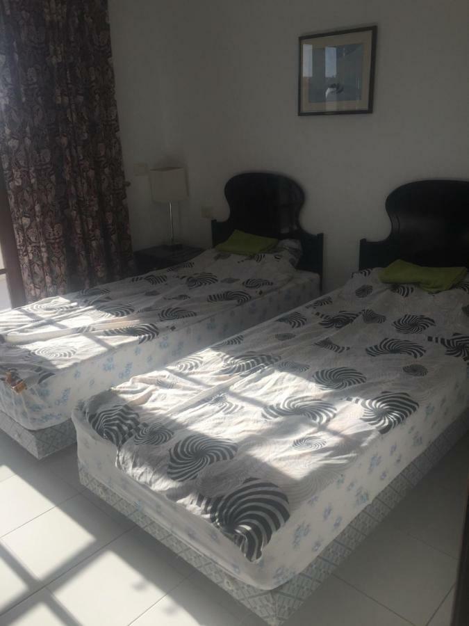 Coastside Apartment, Amarilla Bay