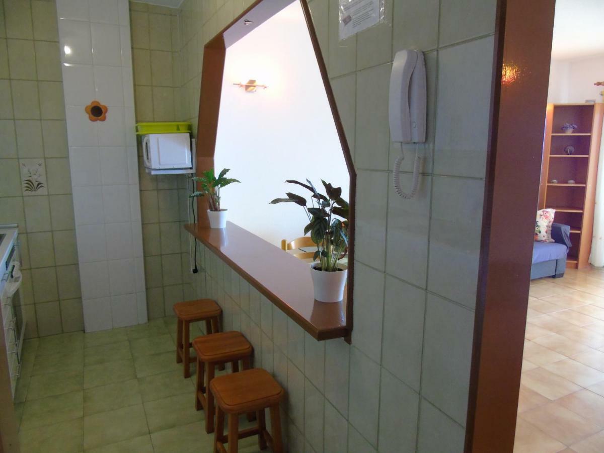 Chica, 1 Bedroom Flat With Sea View Appartement *
