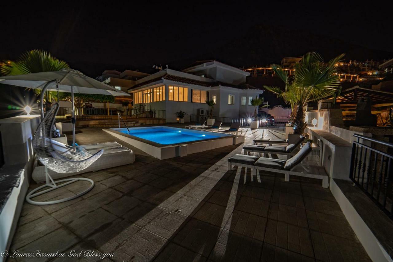 Grand Villa