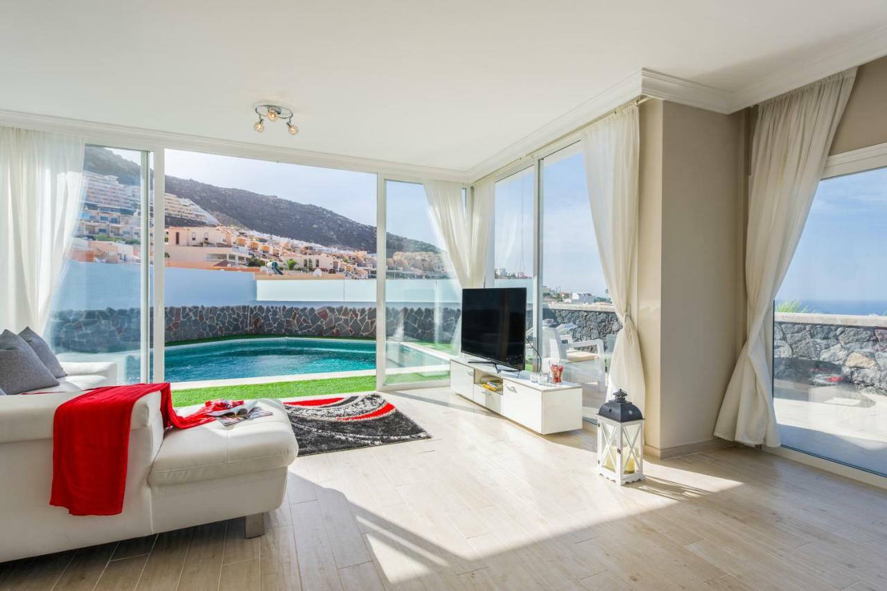 Luxury White With Sea View, Heated Pool Villa Costa Adeje (Tenerife)