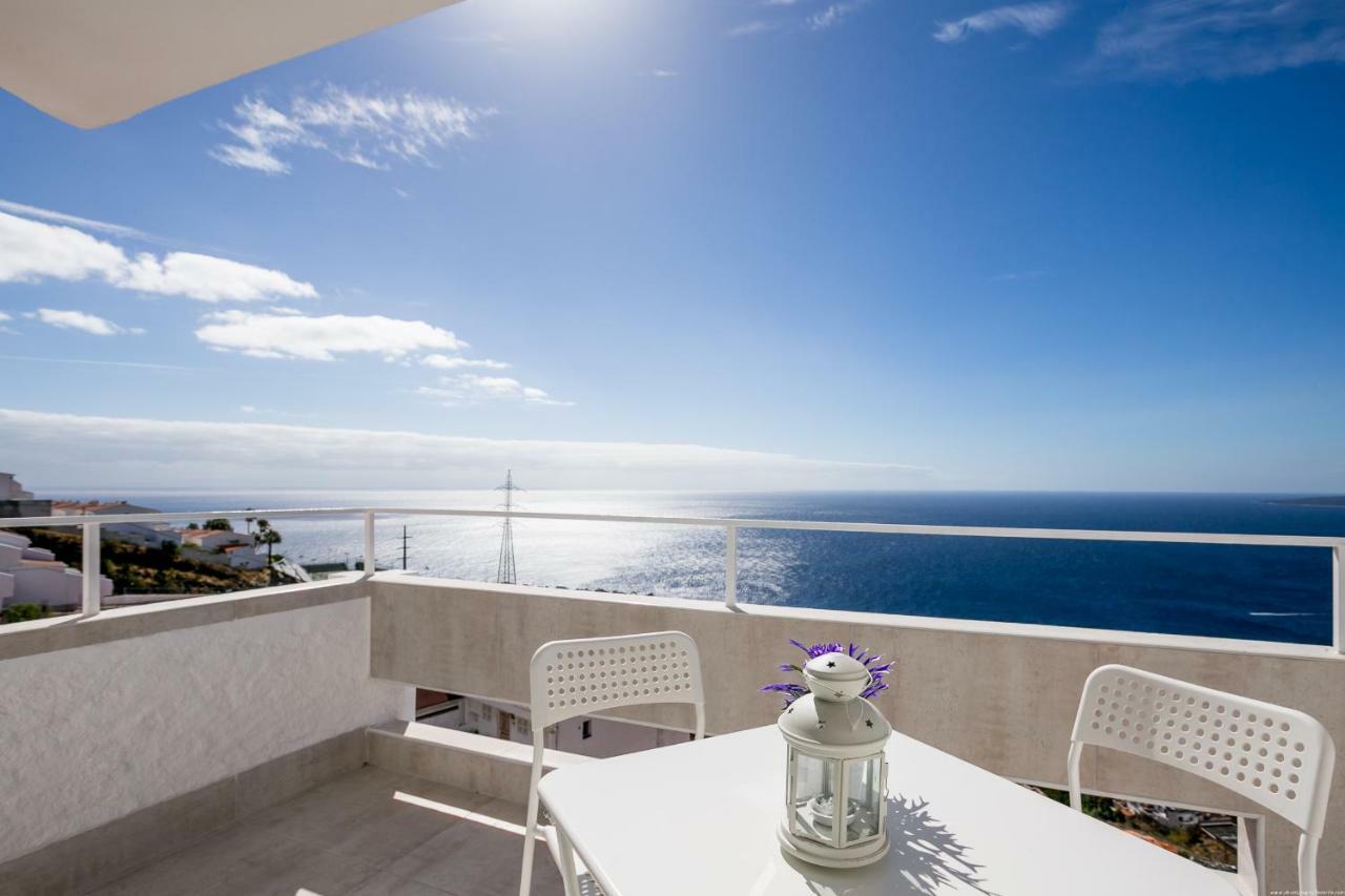 Breathtaking 180 Degrees Views In Tabaiba Alta