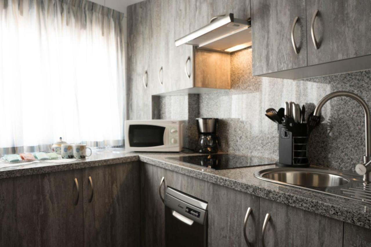 Close To Everything | A/c+ Wifi | 1min | Los Cristianos (Tenerife)