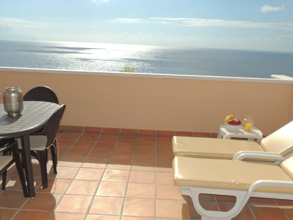 Romantic Retreat With Marine View Apartamento