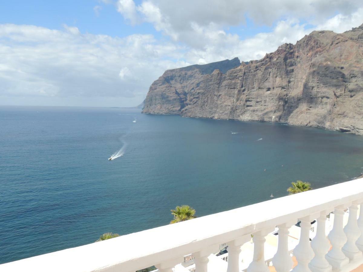 Luxury Apt. With Stunning Sea View *