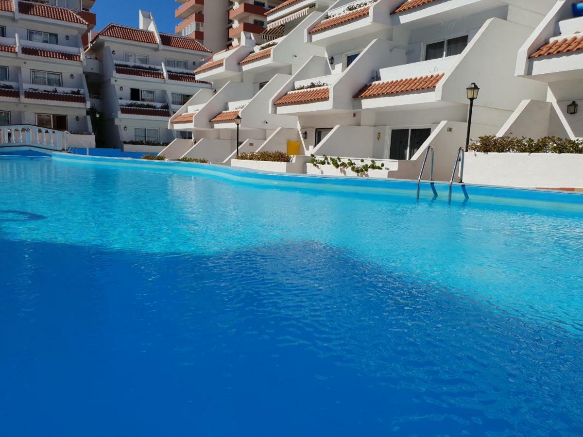 Apartment Casa Flores With Heated Pool, Only 490 Meters To The Beach, Balcony, Wifi Arona (Tenerife)