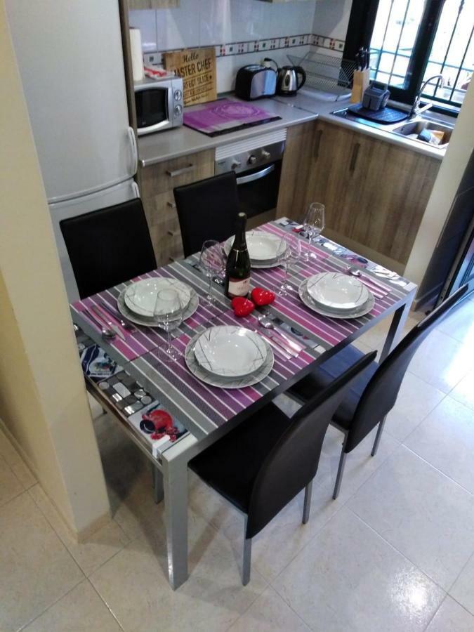Holiday home Tenerife Low Cost Solution & Family Treatment! *