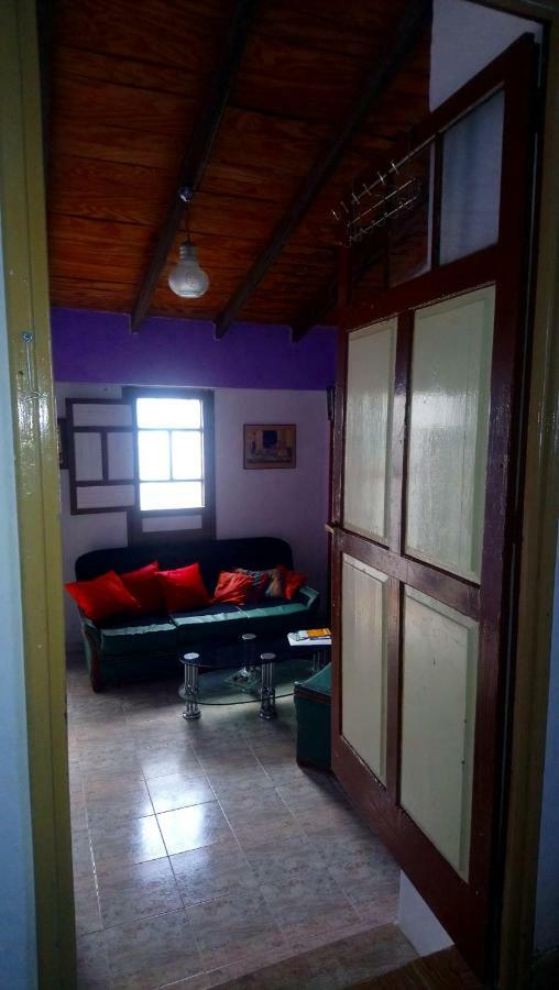 The Violet House Muy Cerca Del Aeropuerto Tenerife Norte Homestay