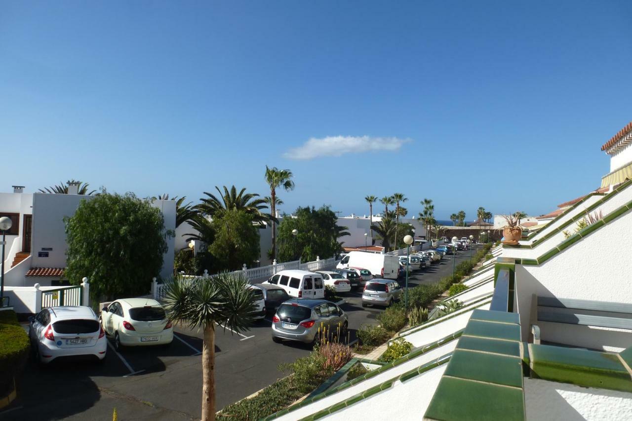 Calle Hesperides * Costa Del Silencio
